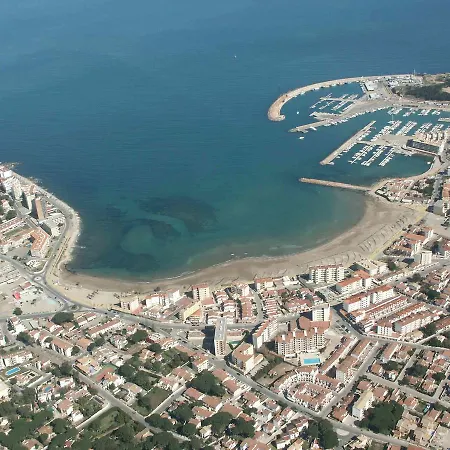 Catalunya 2-2 * L' Escala